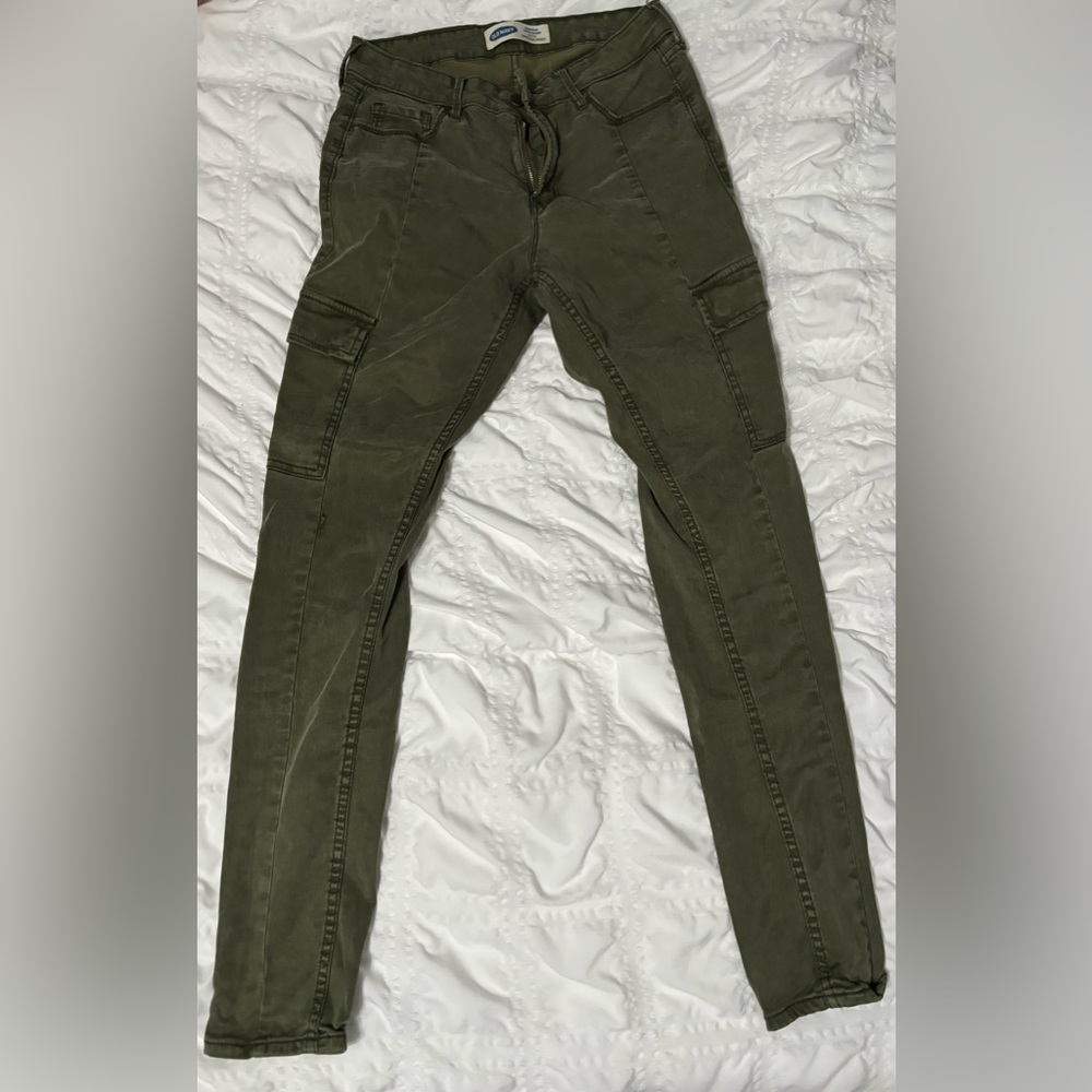 Old navy cargo pants